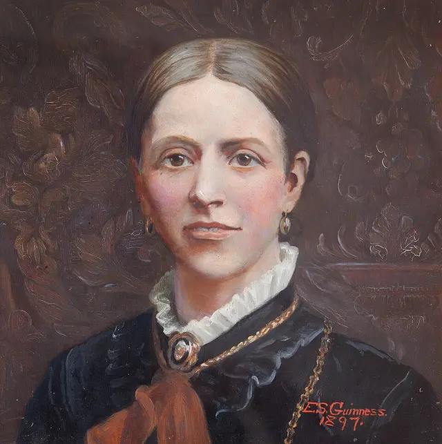 Portrait of Caroline Biggs