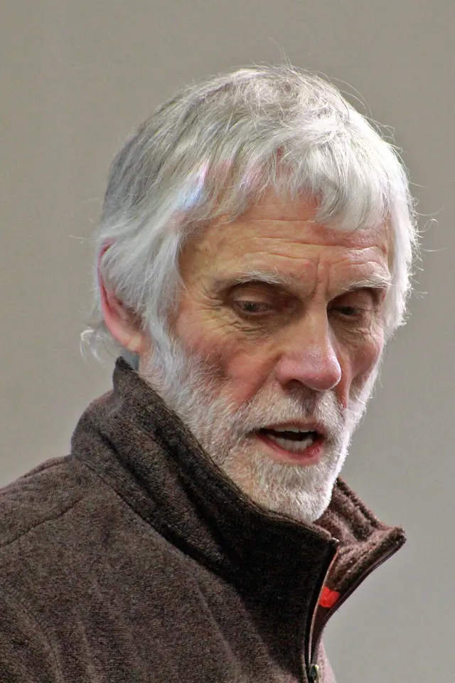 Portrait of Chris Searle