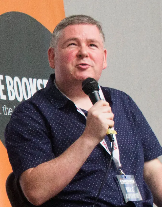 Portrait of Darren O'Shaughnessy