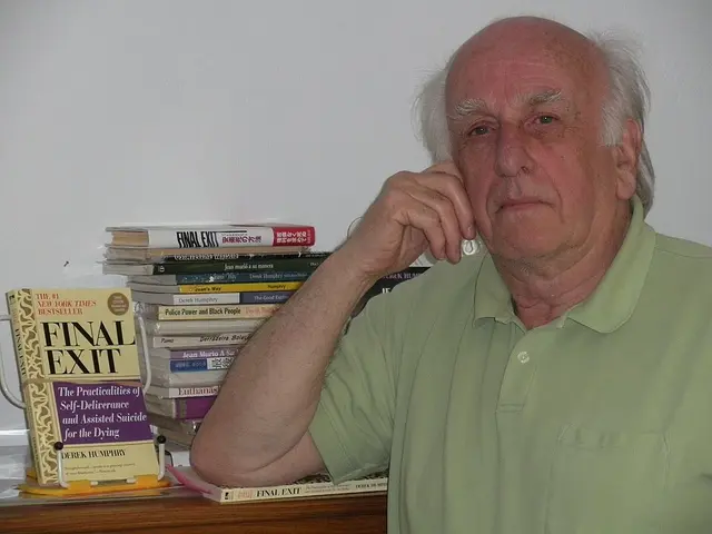 Portrait of Derek Humphry