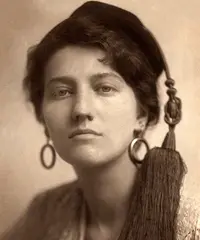 Portrait of Gabrielle Enthoven