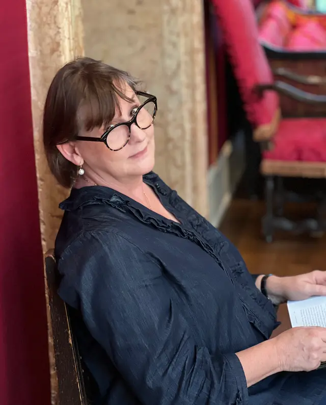 Portrait of Heidi Thomas