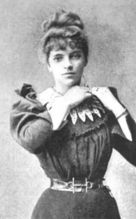 Portrait of Ménie Muriel Dowie